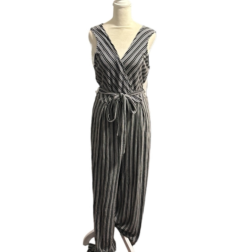 XHILARATION black and white striped v-neck jumpsuit